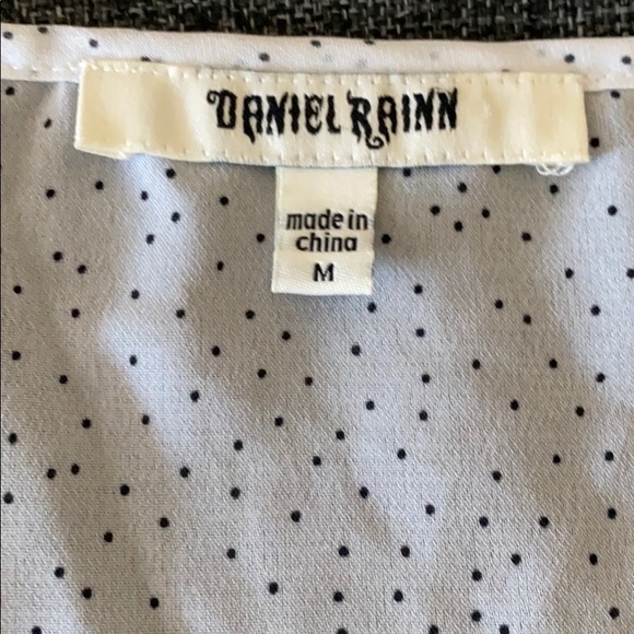 White chiffon blouse - Picture 2 of 3